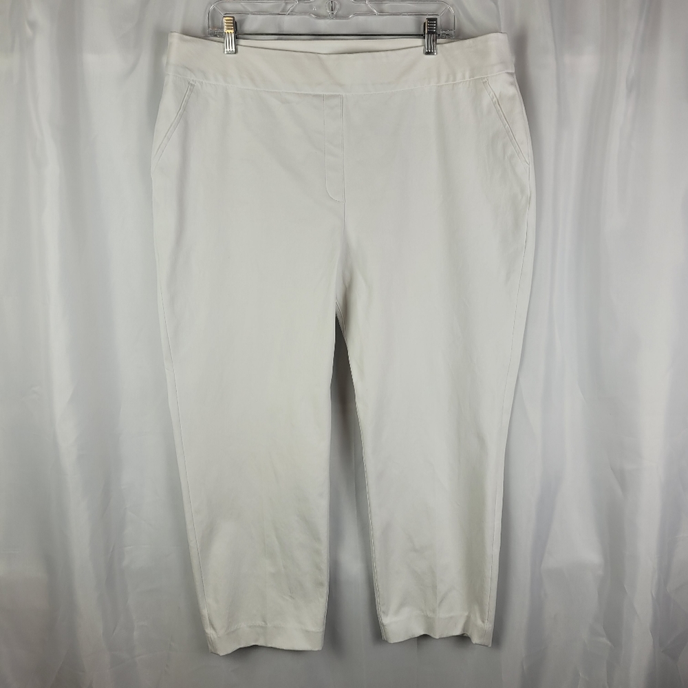 SPANX White Cropped Ponte Pull-On Pants